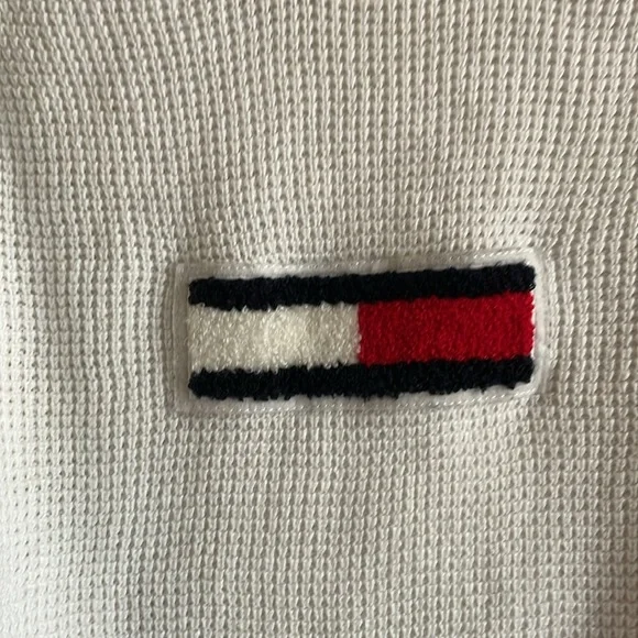 Tommy Flag Patch Sweater White Lightweight Women’s Medium USA Americana Classic - Picture 6 of 9